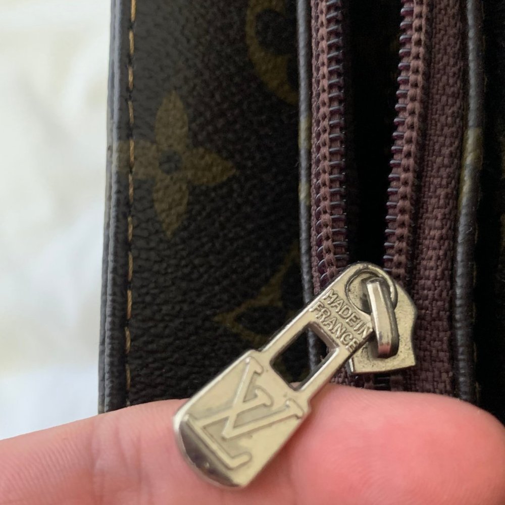 Brown  Louis Vuitton bag, - Picture 3 of 3